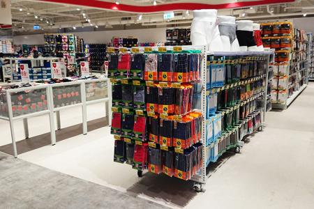 Apparel Supermarket Shelving is rich in overall effect