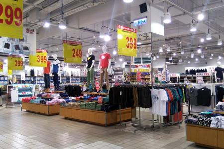 Apparel wooden Display Fixtures create different display styles
