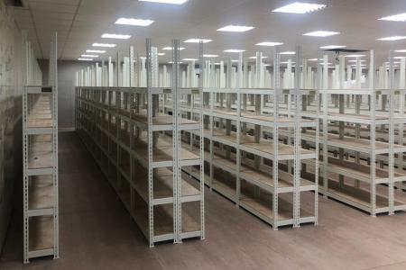 boltless shelving makes assembly a breeze while also preserving sturdiness and capacity.