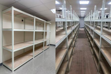 boltless shelving has Corrosion-resistant ensures durability and  long service time.  / boltless shelving freely transformable exhibition